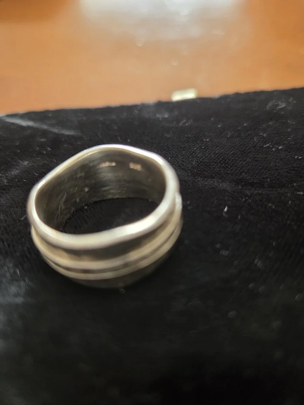 Sterling Silver Hammered Spinner Ring Size 9